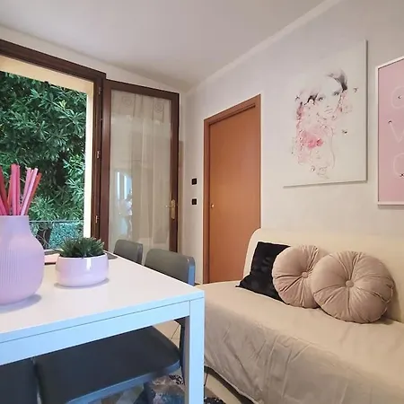 Apartment Culla A Due Passi Dal Centro Di Desenzano